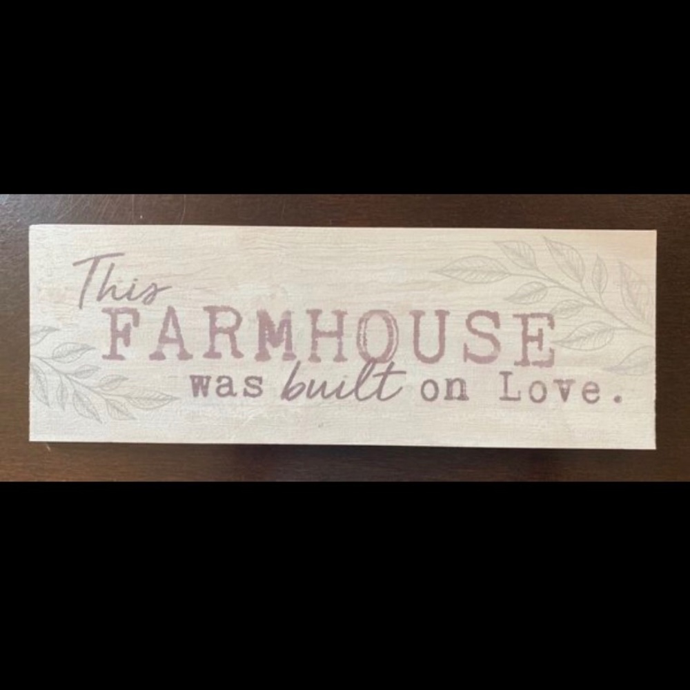 This Farmhouse Plank with Easel